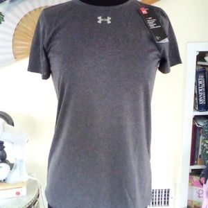 NWT Under armour crew neck Tee
